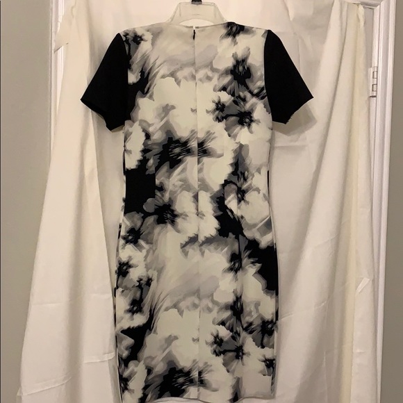 Beautiful TAHARI dress good condition size 10 - Picture 5 of 6